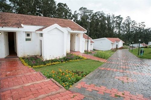Deccan Plaza Hotel - Ooty Esterno foto